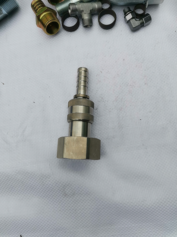 福州定制三通卡套接头厂家