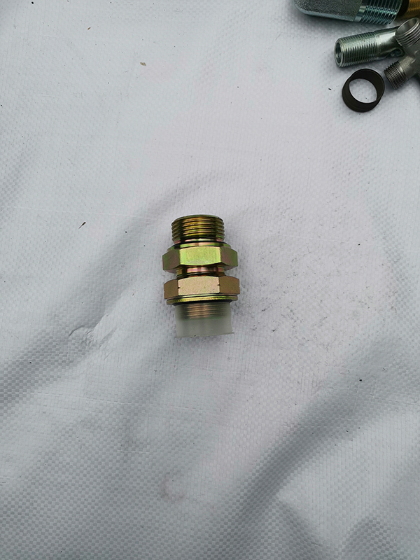 余姚专业直角卡套接头批发